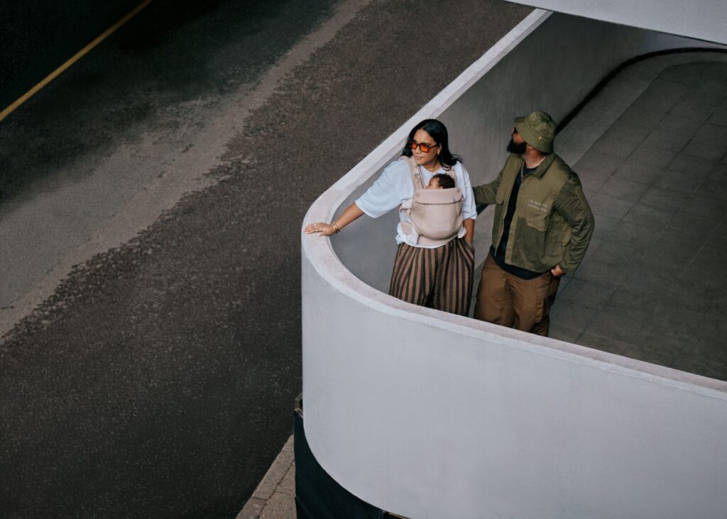 CYB_25_INT_Amya_ALBE_Campaign_12_screen_HD