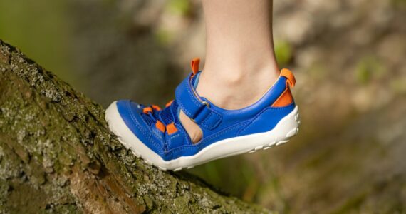 Buty_dla_dzieci_barefoot_Bobux